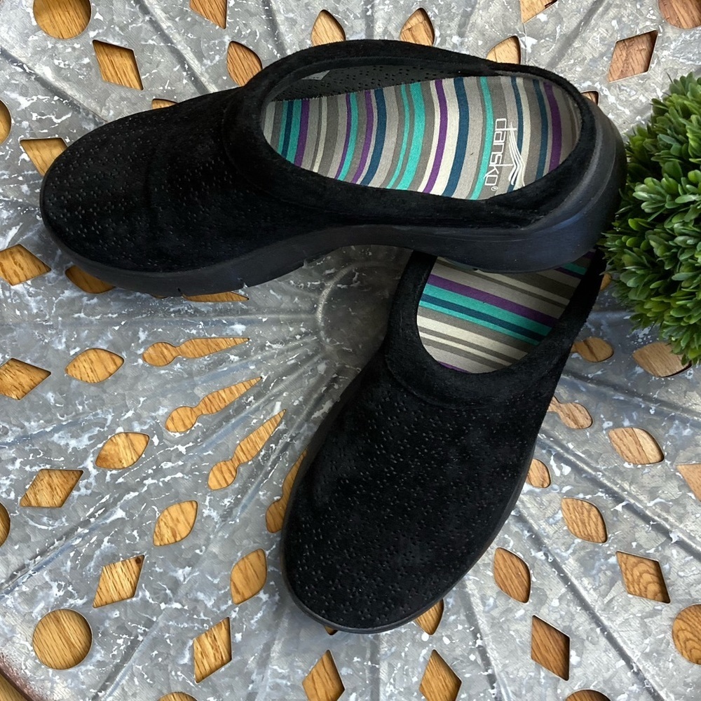 Dansko “Elon” Slip on Suede Mule Clogs - Picture 4 of 6